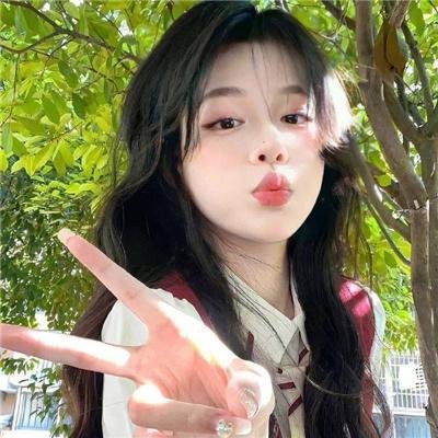 年下狼狗撩得姐姐面红心跳